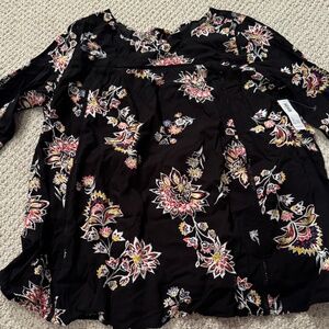 NWT: old navy plus size top